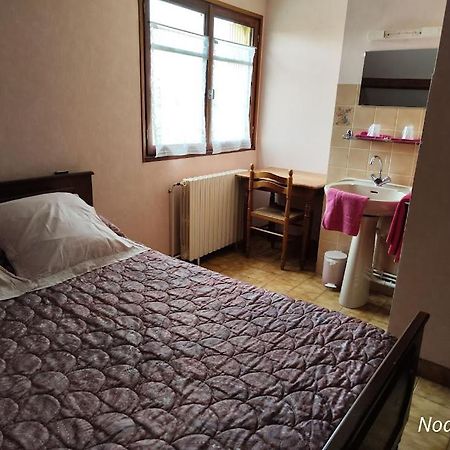 Noailles  A L'Etape De La Ferme B&B 외부 사진